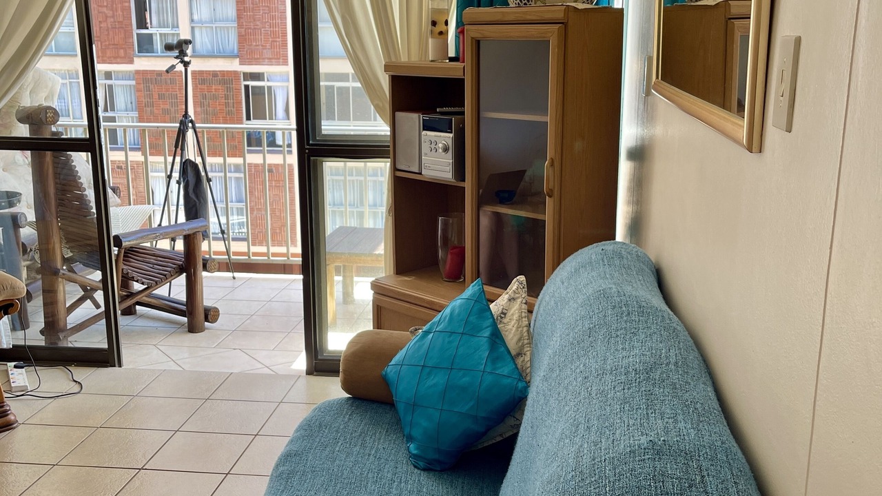 Photo of Livingroom in Amanzimtoti