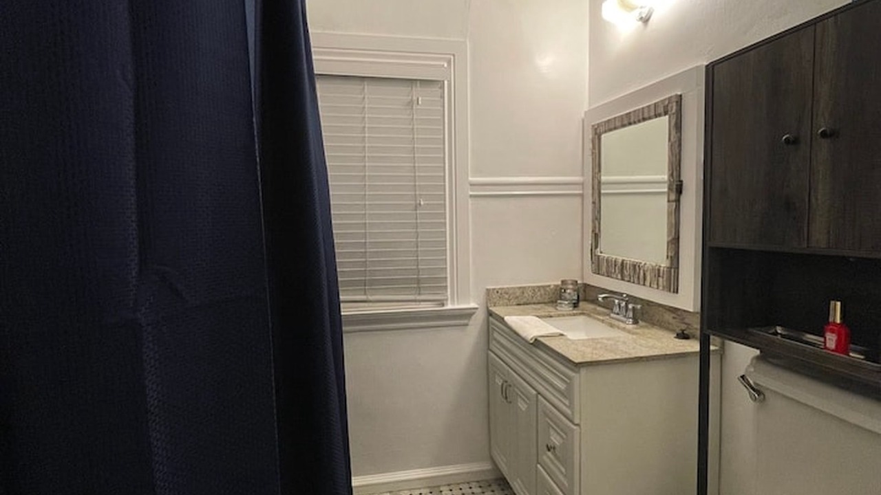 Photo of Bathroom in Alameda