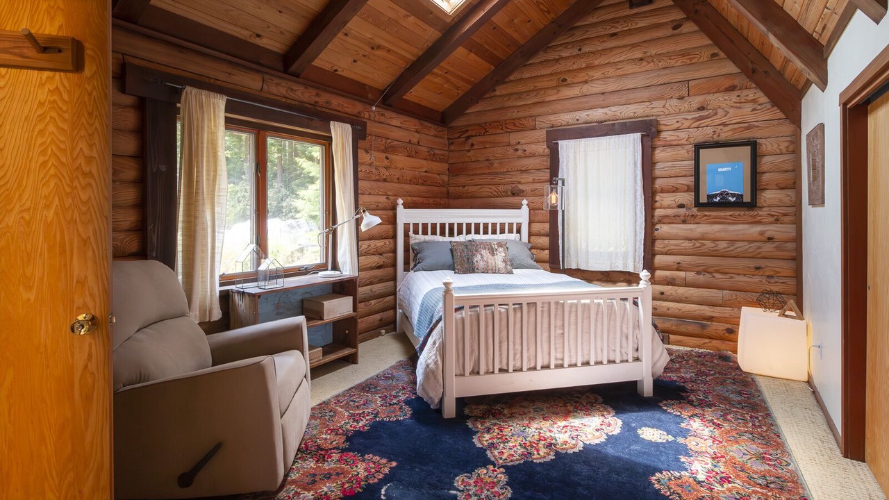Photo of Bedroom in Albion