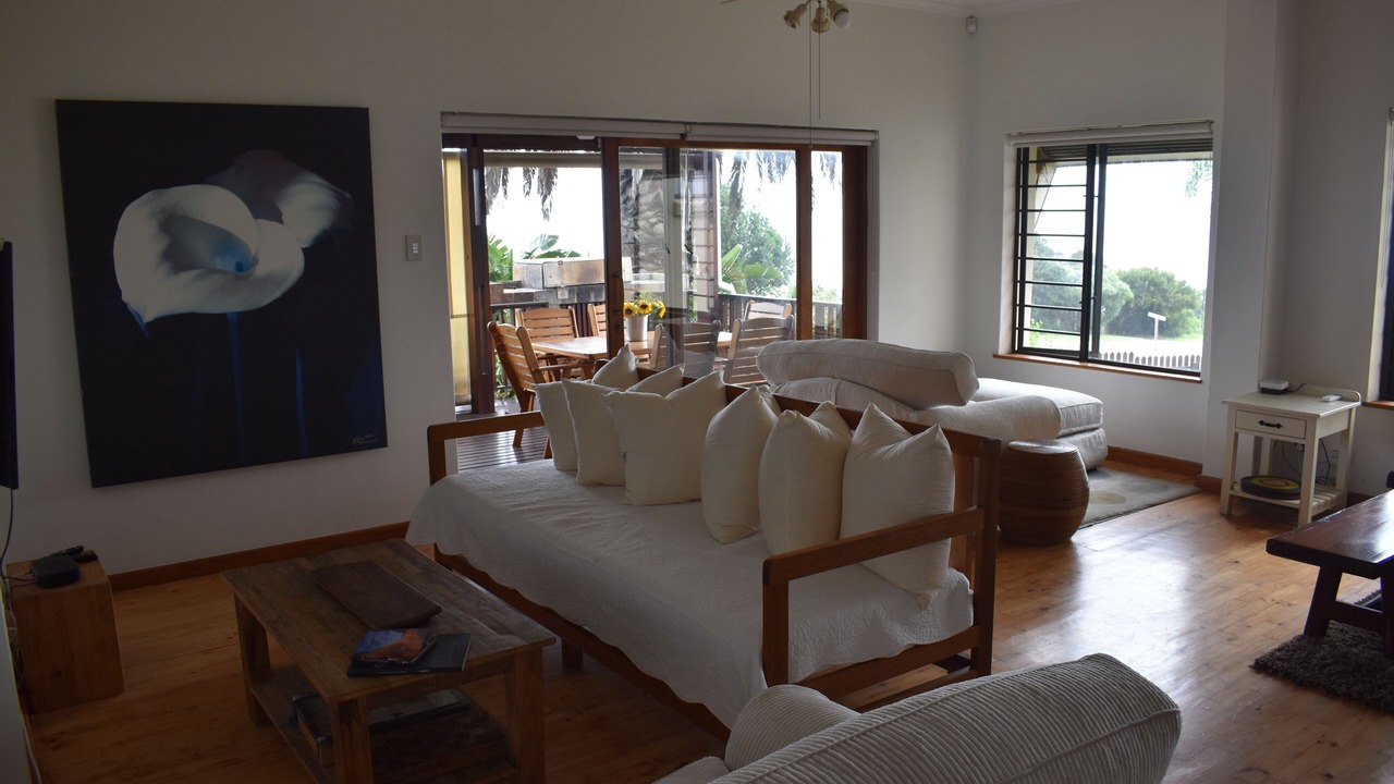 Photo of Livingroom in Brenton-on-Sea