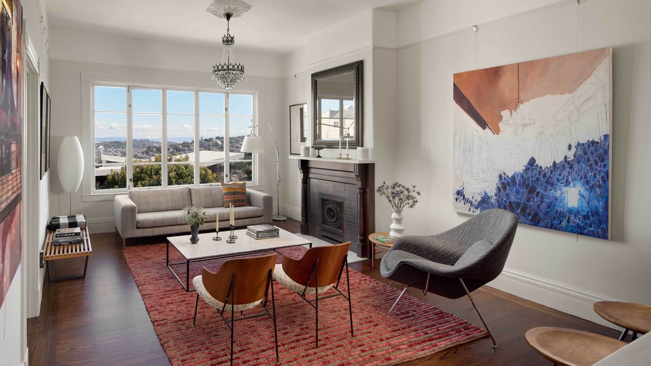Photo of Livingroom in Ashbury Heights