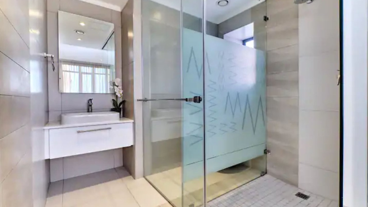 Photo of Bathroom in Greater Johannesburg Metropolitan Area