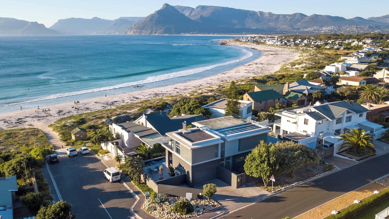 Photo of Others in Kommetjie