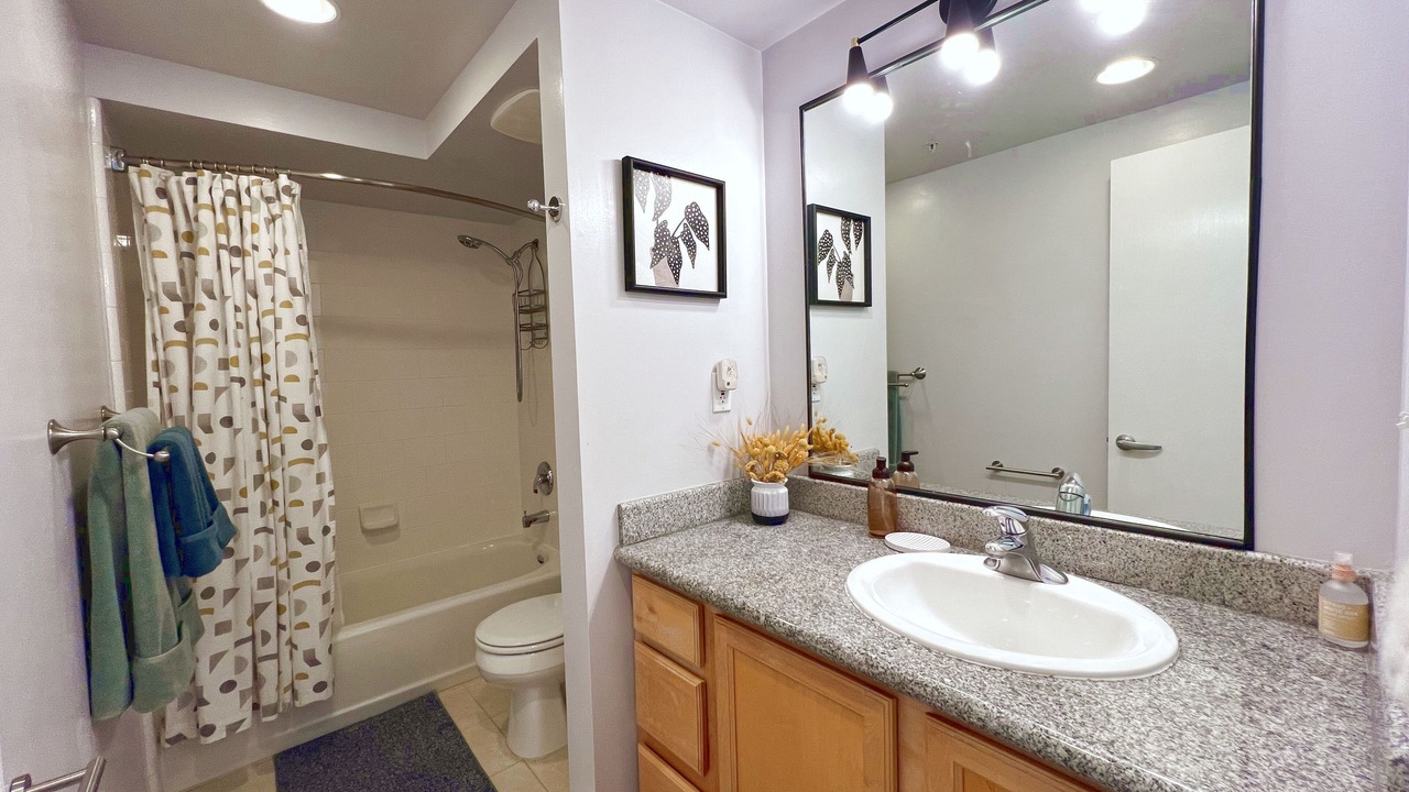 Photo of Bathroom in Downtown San Francisco