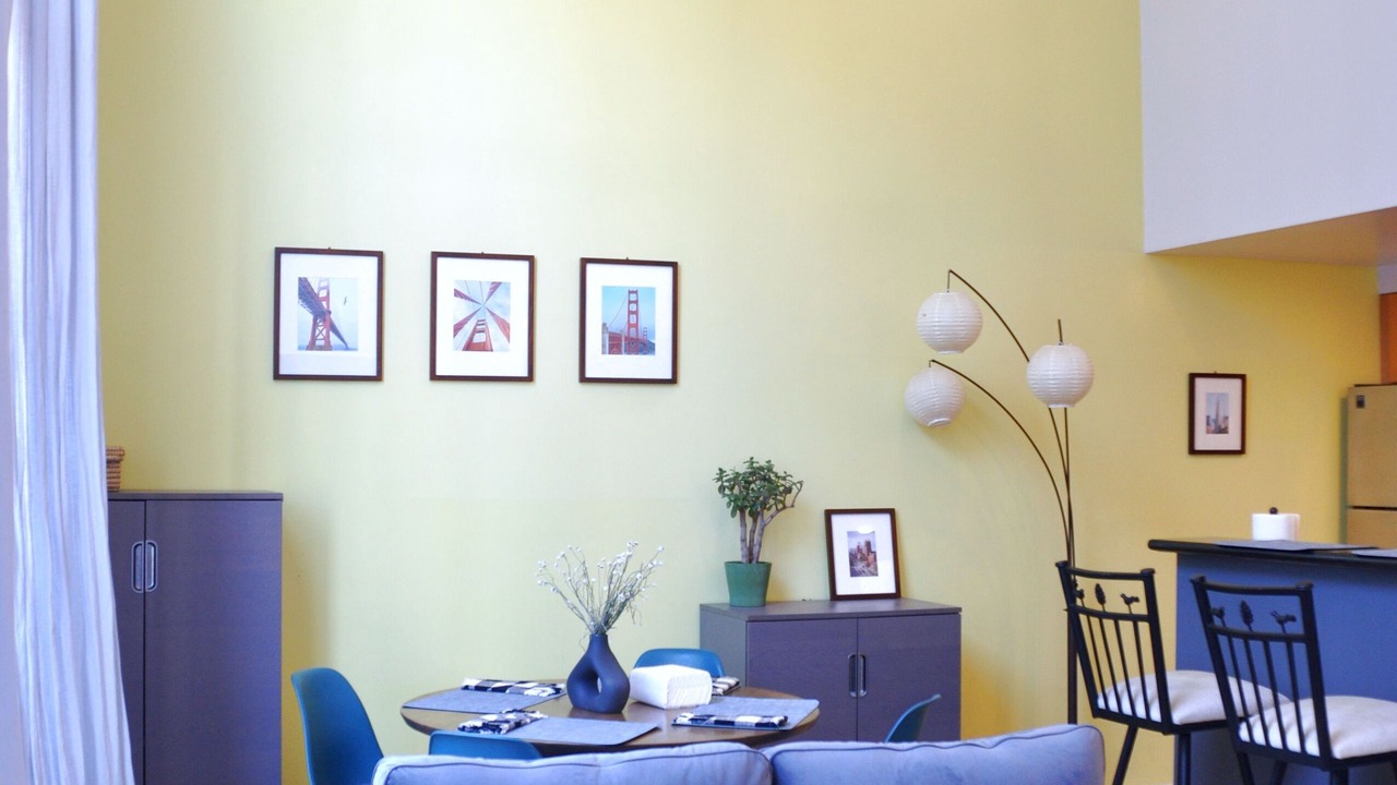 Photo of Livingroom in Downtown San Francisco