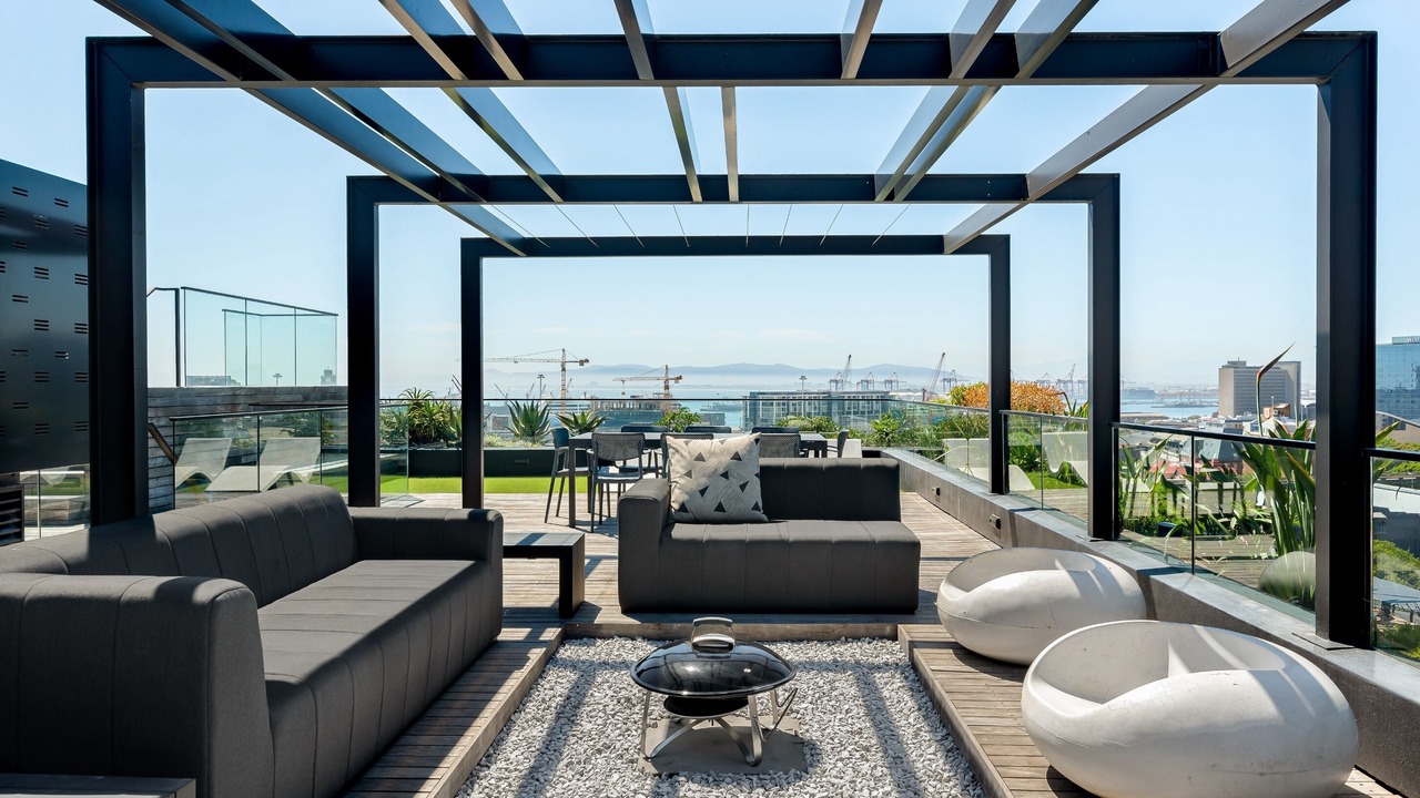 Photo of Patio Balcony in Cape Town City Centre