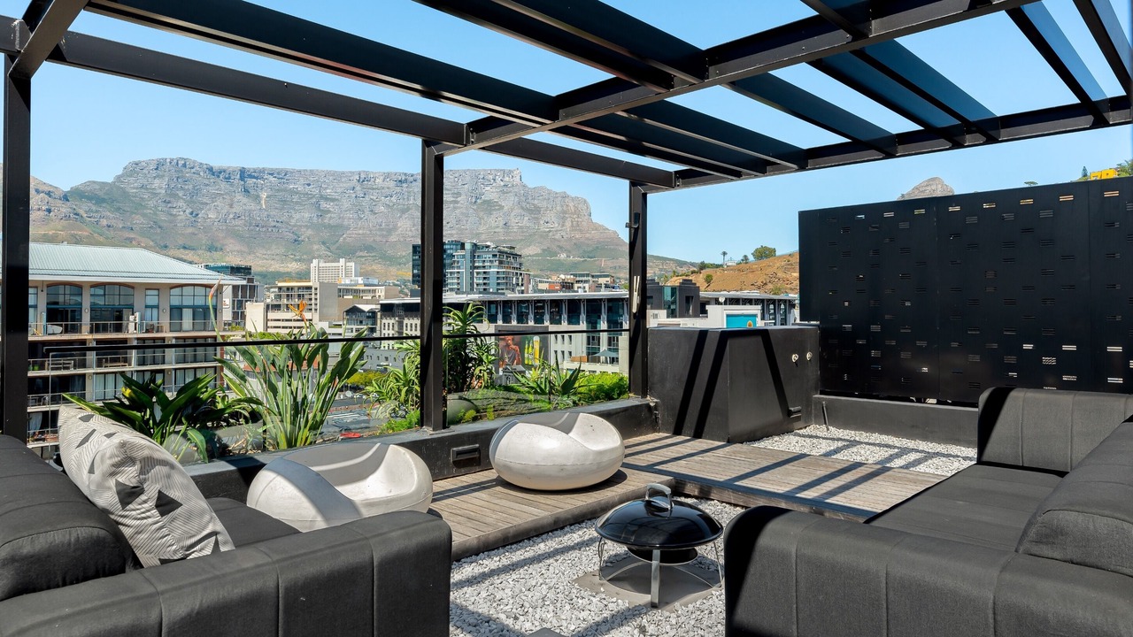 Photo of Patio Balcony in Cape Town City Centre