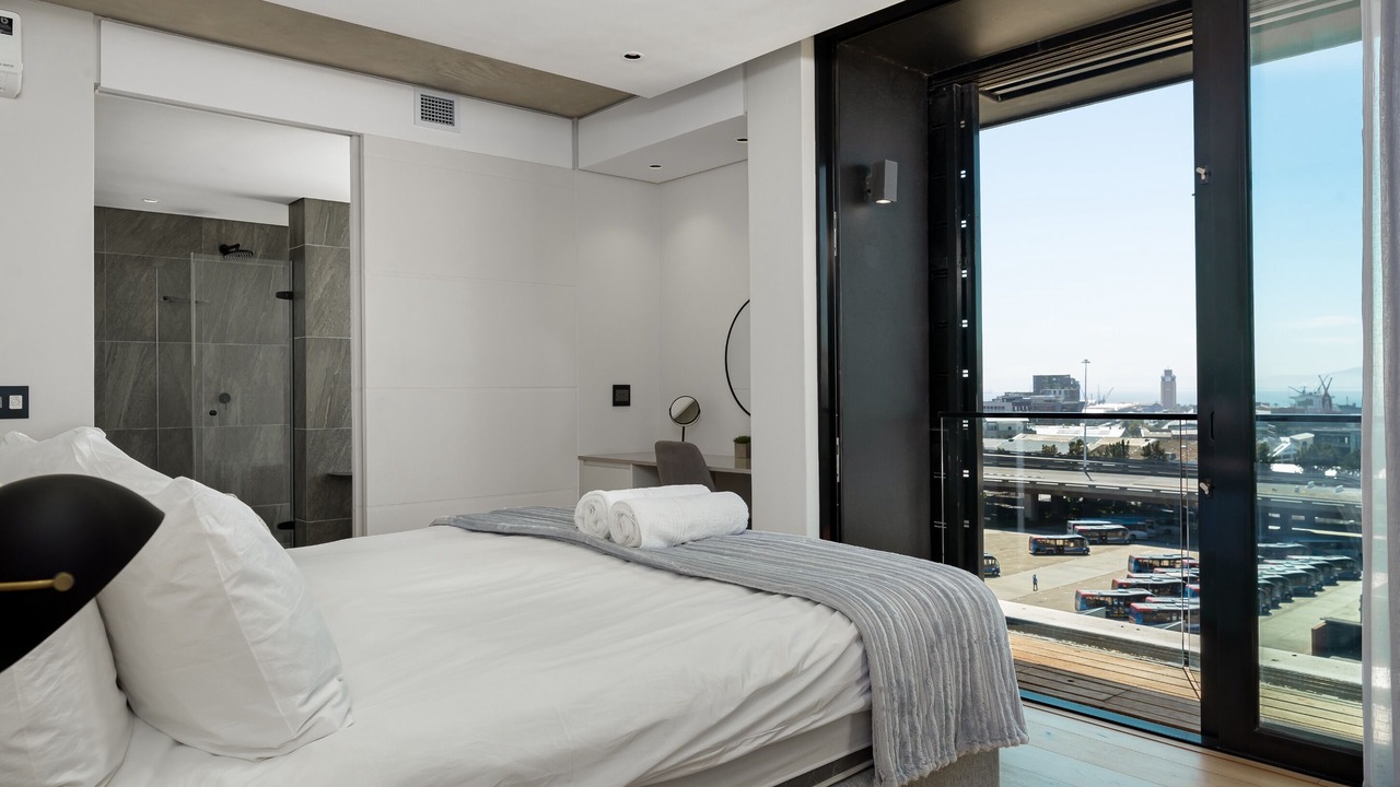 Photo of Bedroom in Cape Town City Centre