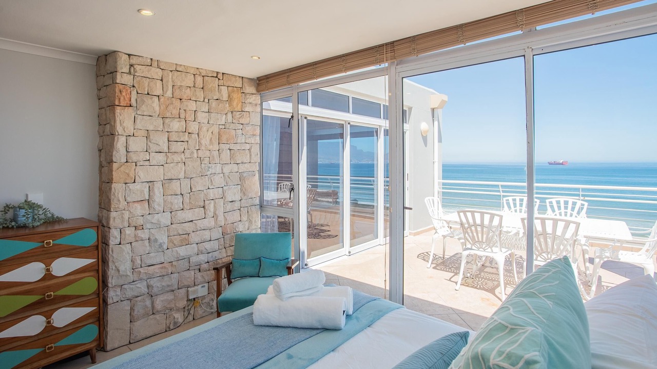 Photo of Bedroom in Bloubergstrand
