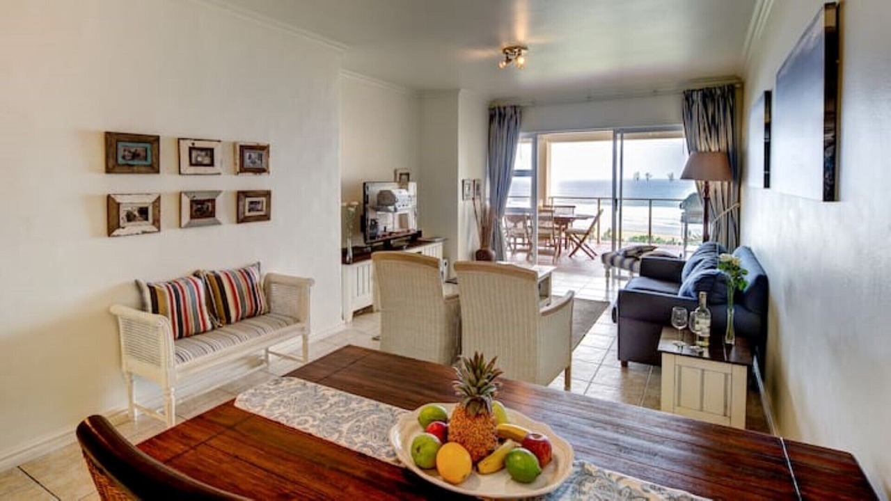 Photo of Livingroom in Illovo Beach