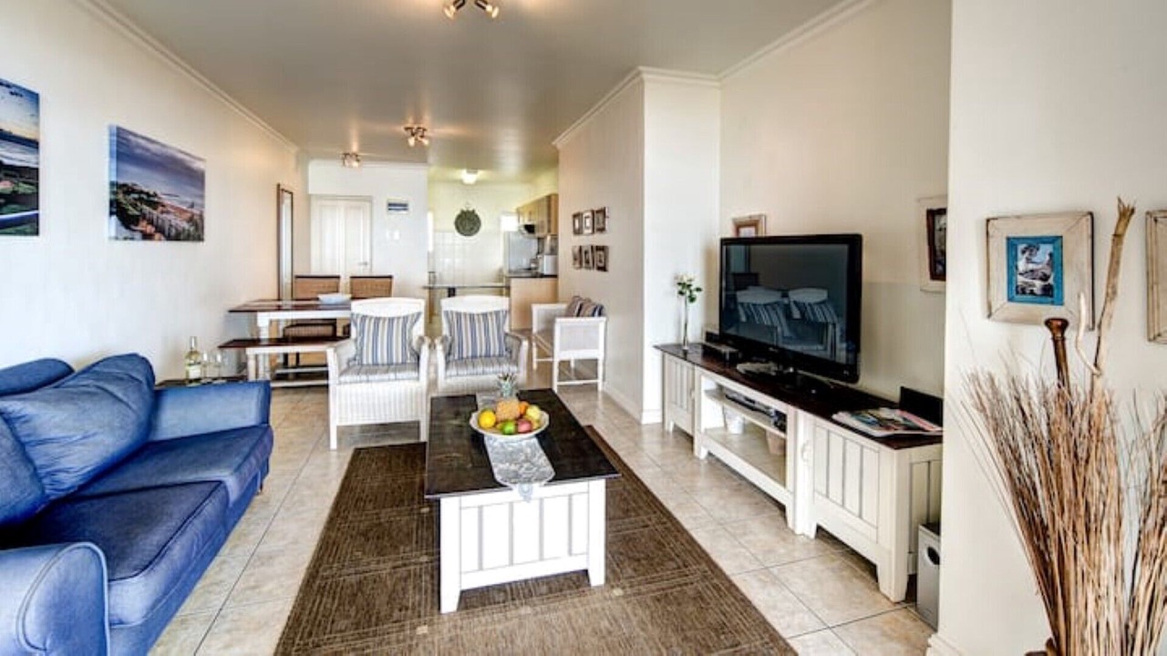 Photo of Livingroom in Illovo Beach