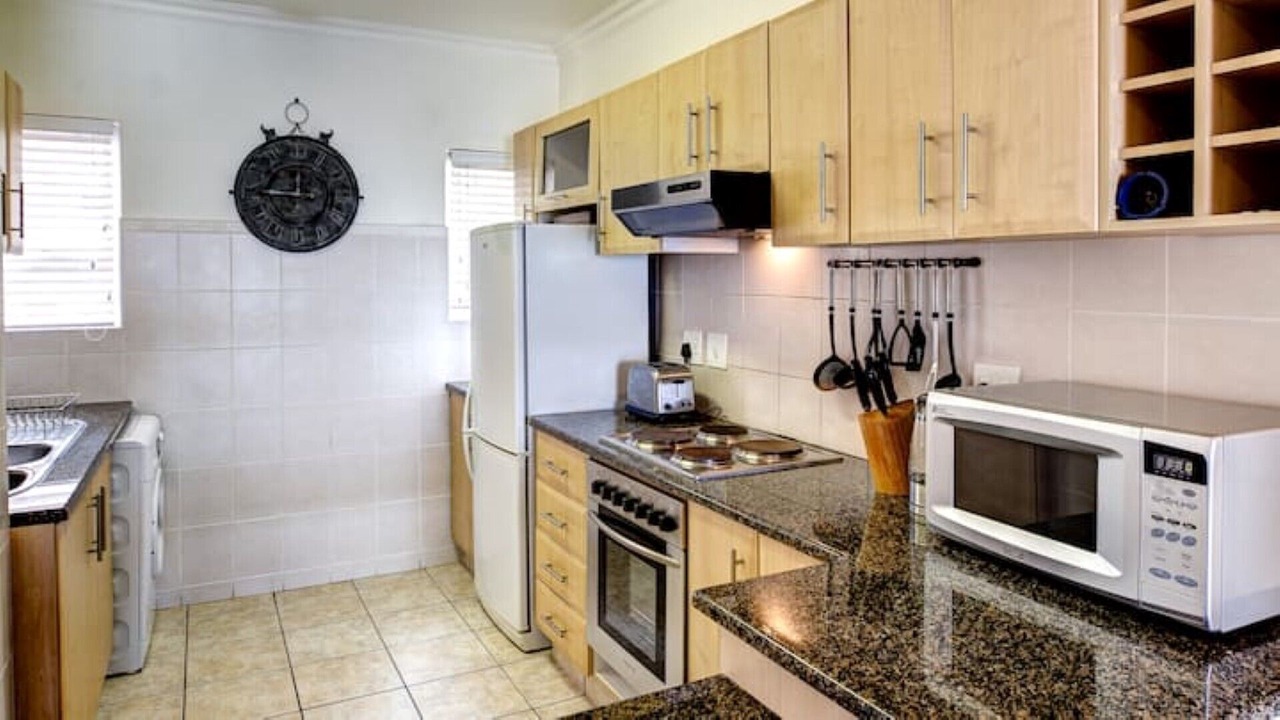 Photo of Kitchen in Illovo Beach