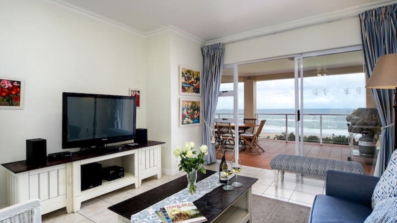 Photo of Livingroom in Illovo Beach