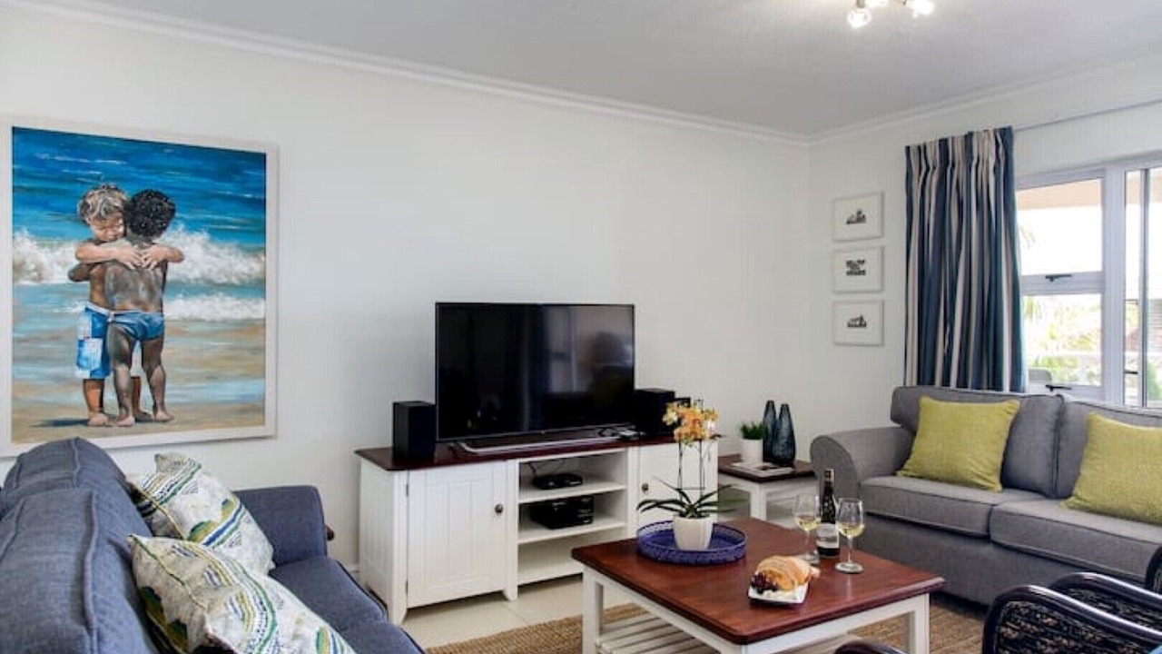 Photo of Livingroom in Illovo Beach