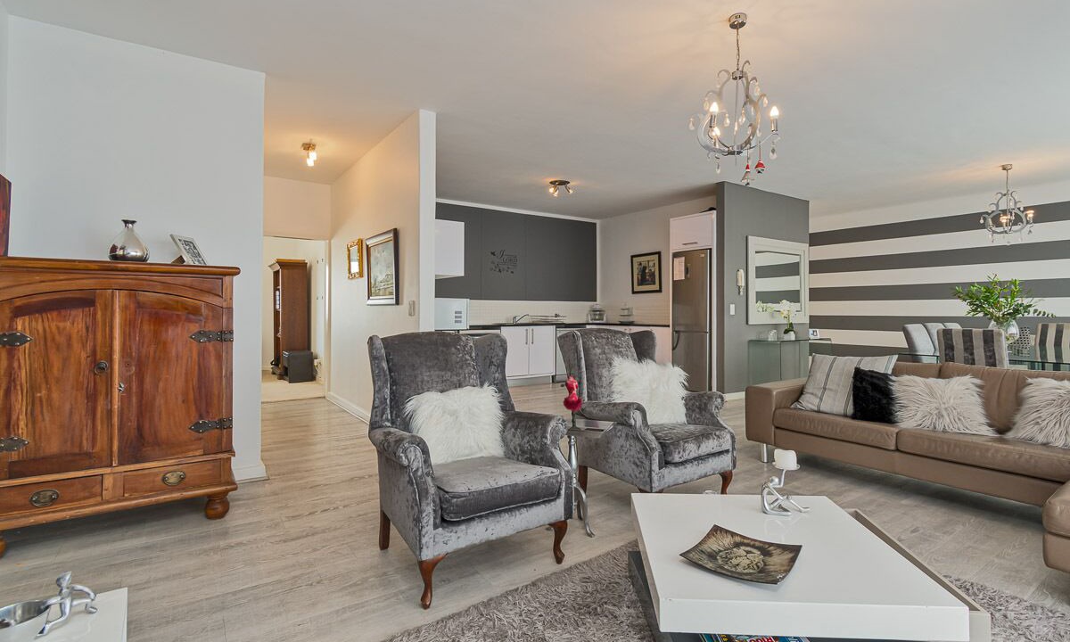 Photo of Livingroom in Century City