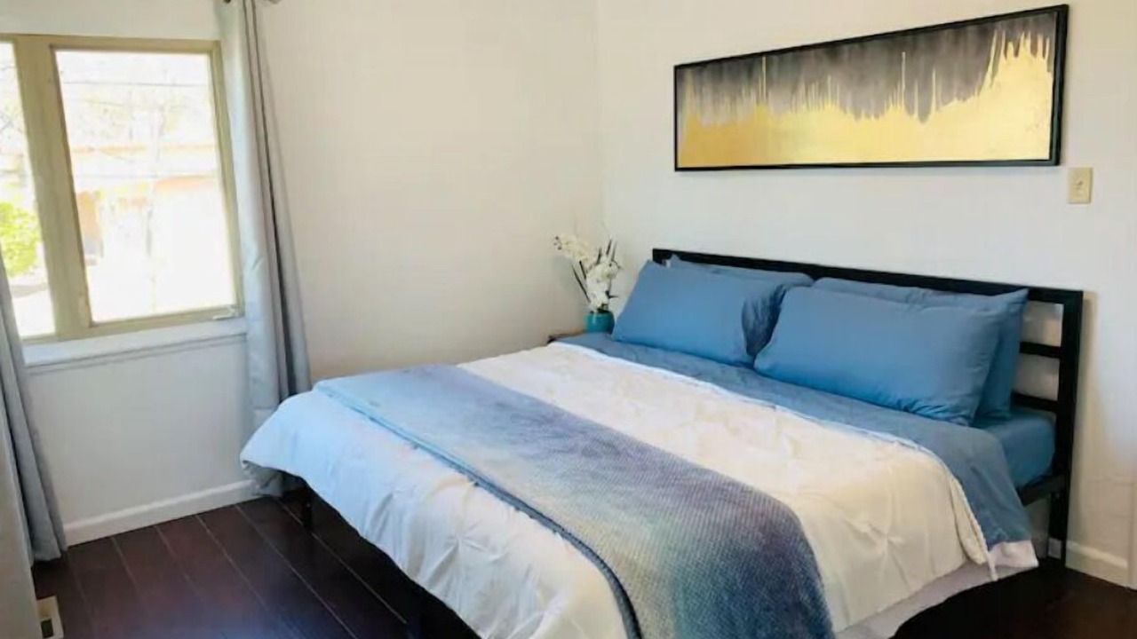 Photo of Bedroom in Castro Valley