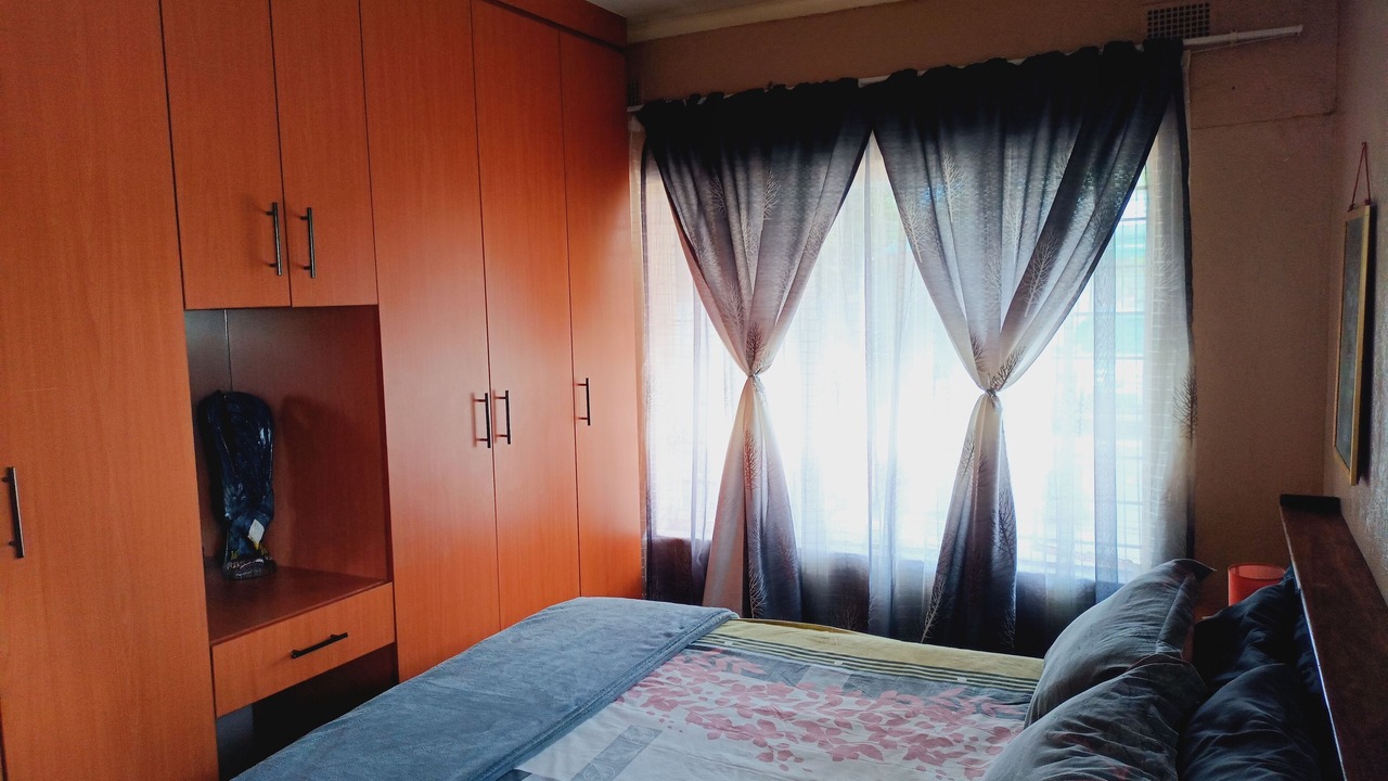 Photo of Bedroom in Rustenburg