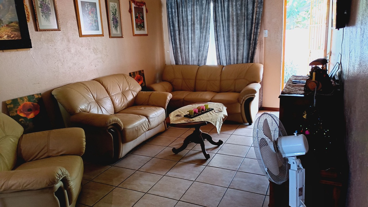 Photo of Livingroom in Rustenburg