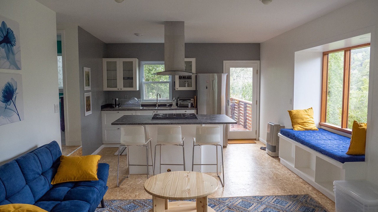 Photo of Livingroom in Lagunitas-Forest Knolls