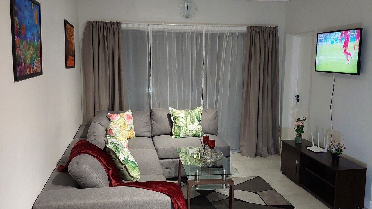 Photo of Livingroom in Tshwane