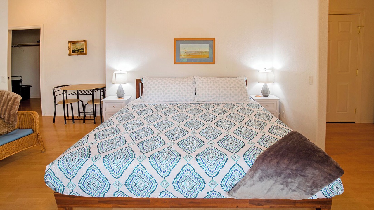 Photo of Bedroom in Shelter Cove