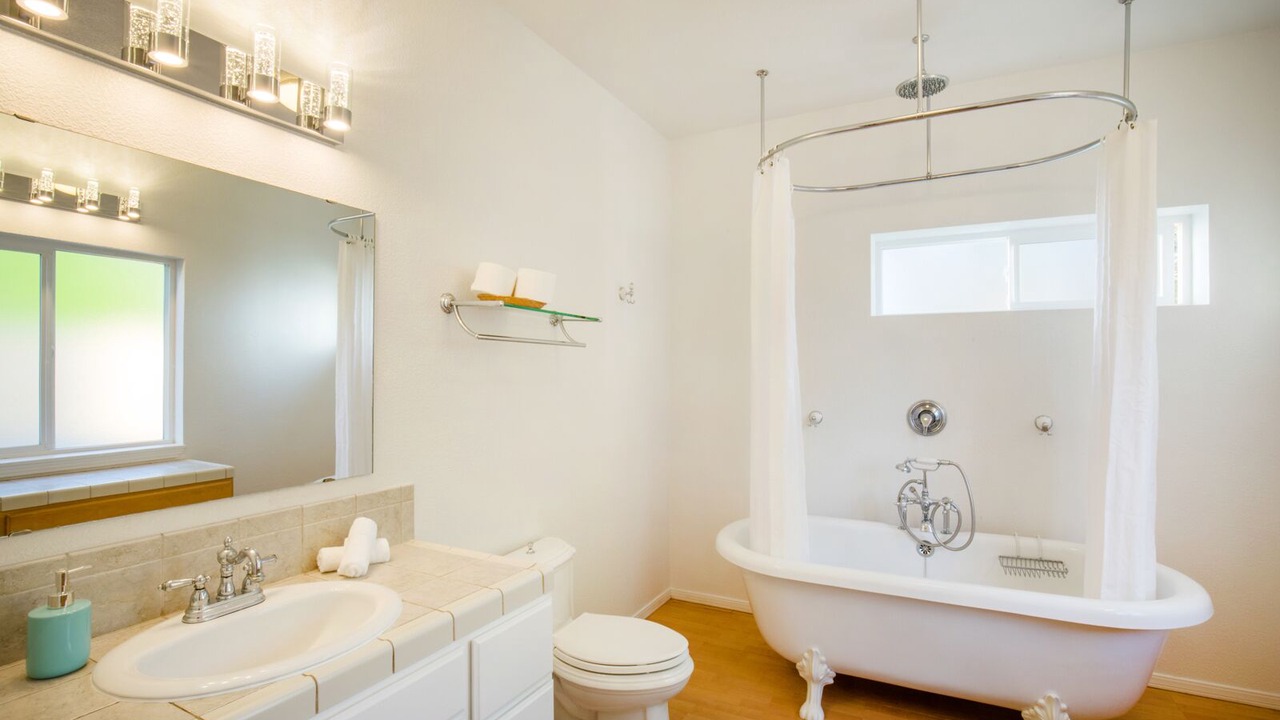 Photo of Bathroom in Shelter Cove