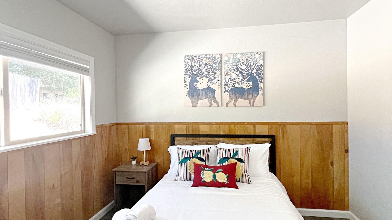 Photo of Bedroom in Los Altos Hills