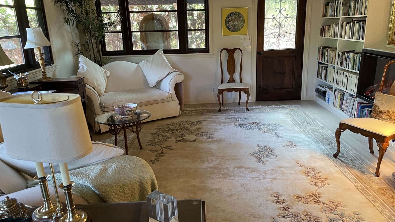 Photo of Livingroom in Saratoga