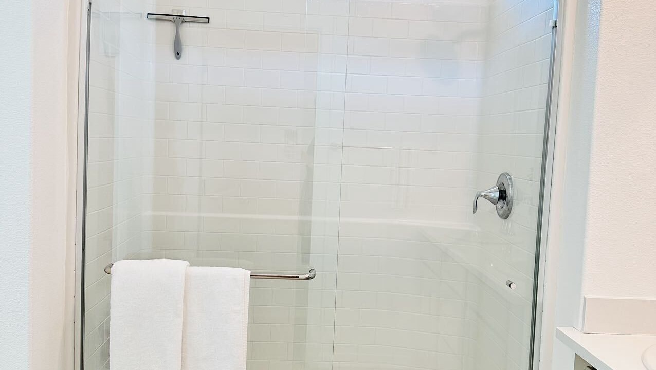 Photo of Bathroom in Natomas Creek