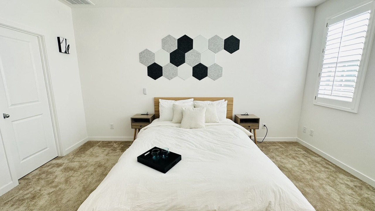 Photo of Bedroom in Natomas Creek
