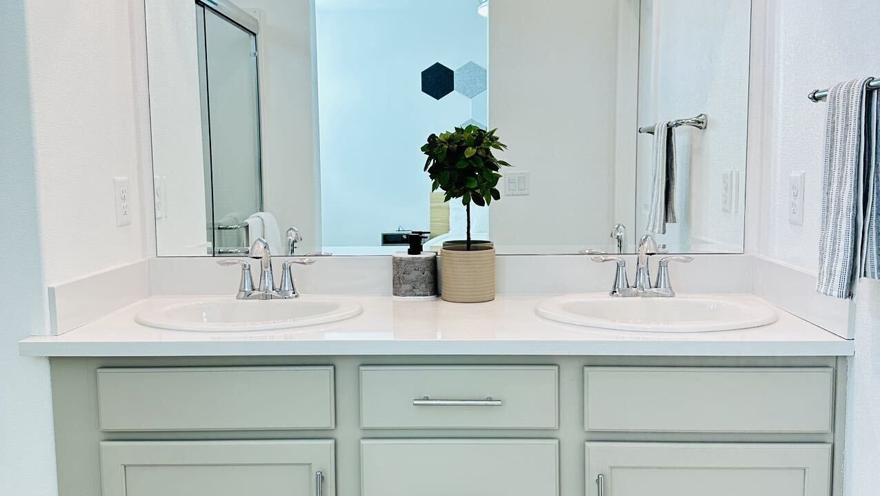 Photo of Bathroom in Natomas Creek