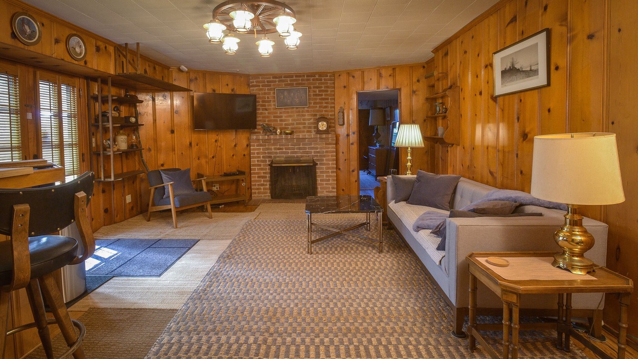 Photo of Livingroom in Shepherd Canyon