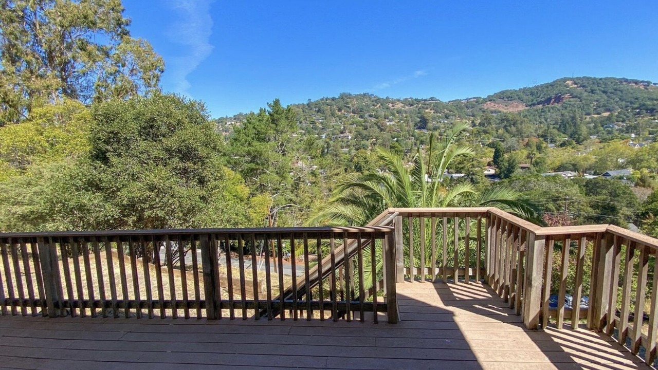 Photo of Outdoor in West End
