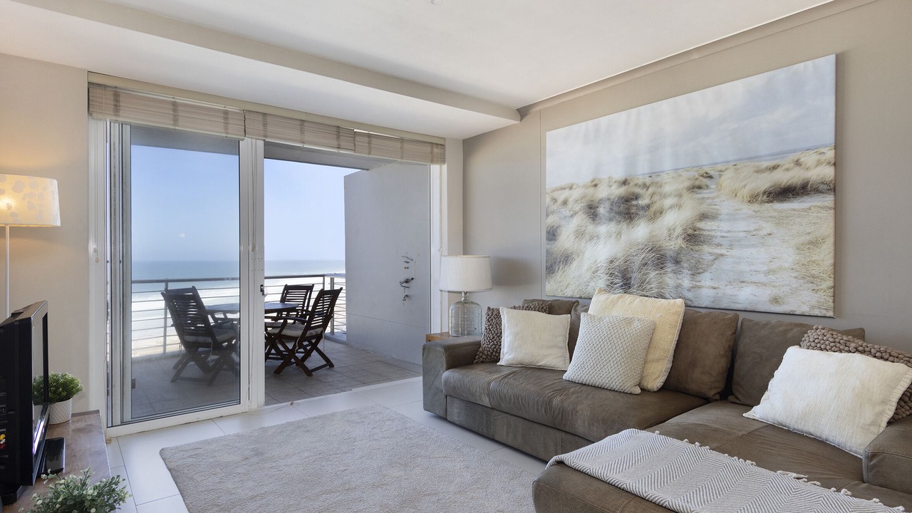 Photo of Livingroom in Bloubergstrand