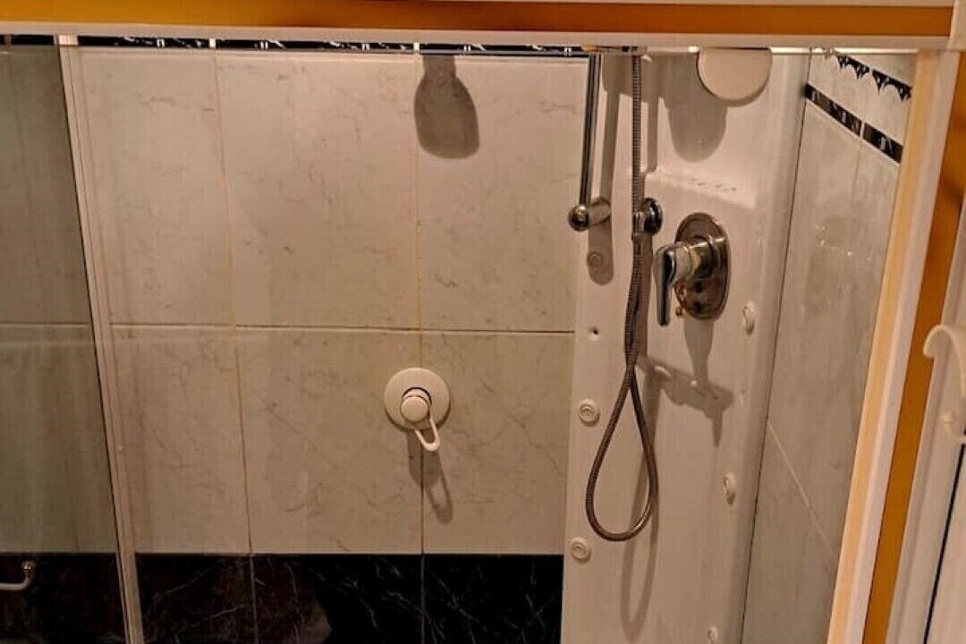 Photo of Bathroom in Greater Johannesburg Metropolitan Area