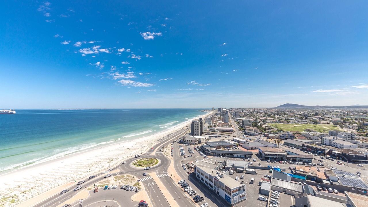 Photo of Others in Bloubergstrand