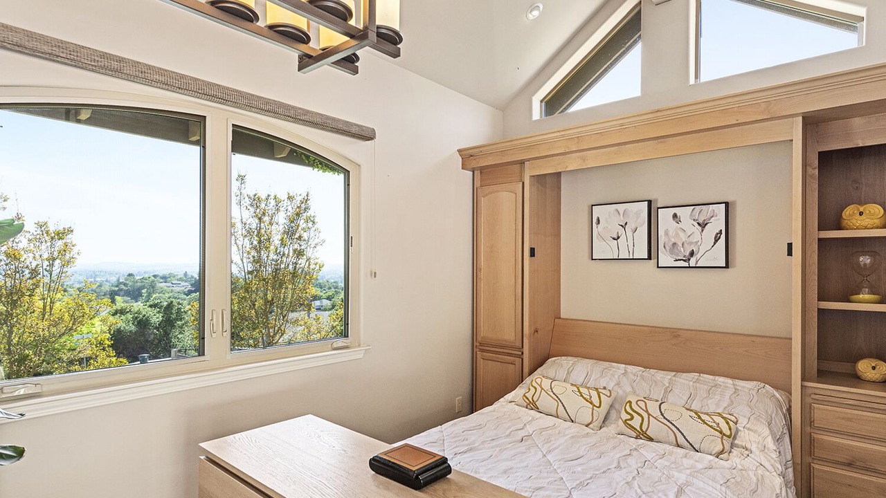 Photo of Bedroom in Santa Rosa