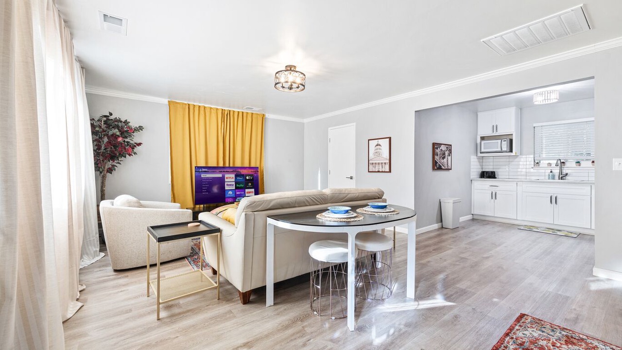 Photo of Livingroom in Sacramento