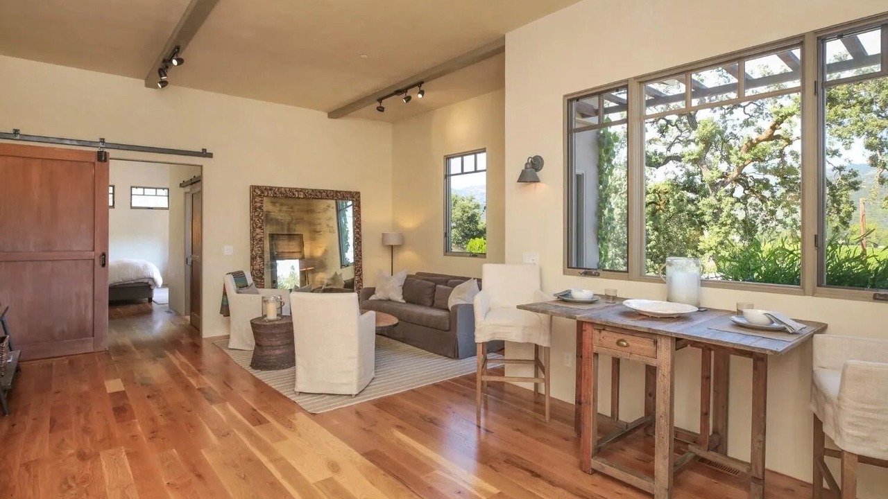 Photo of Livingroom in Calistoga