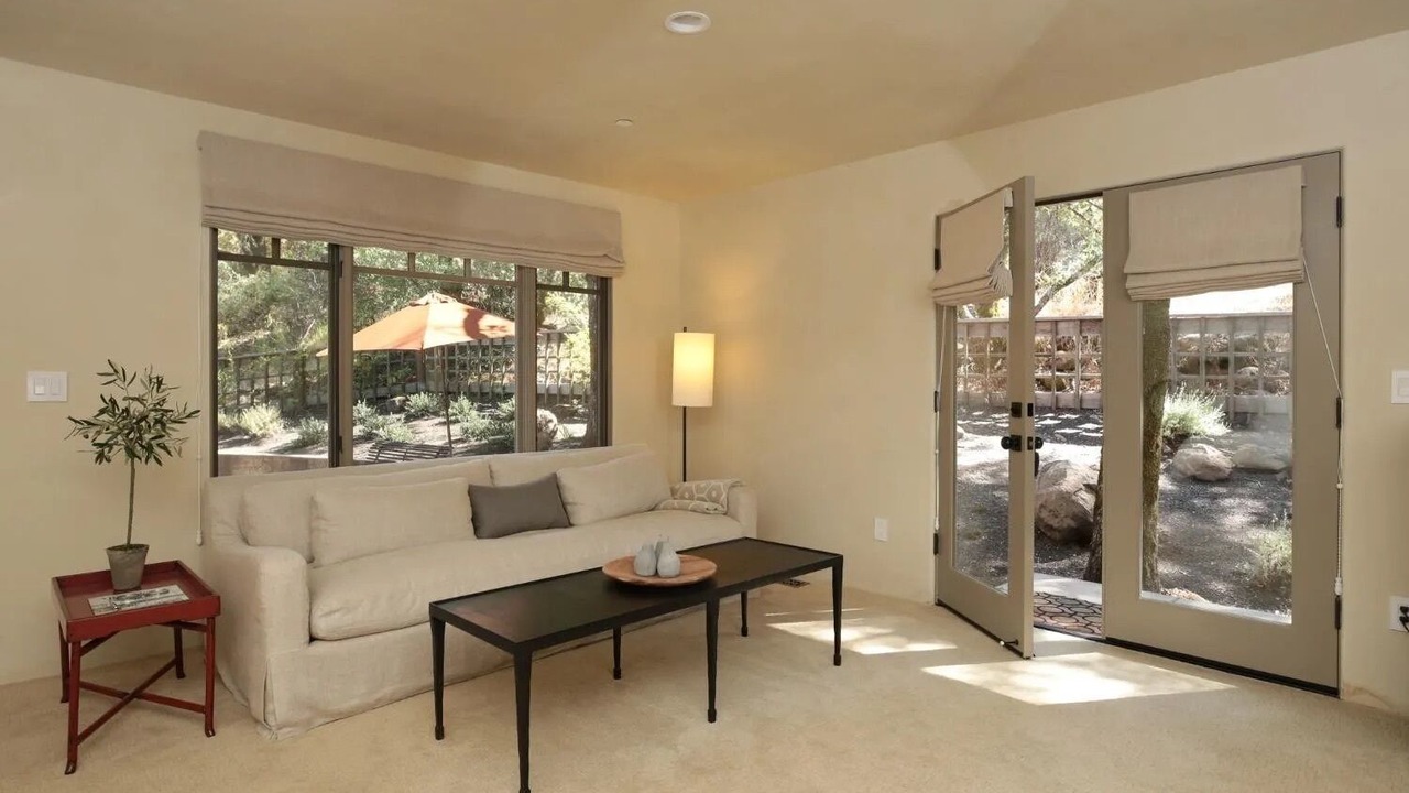 Photo of Livingroom in Calistoga