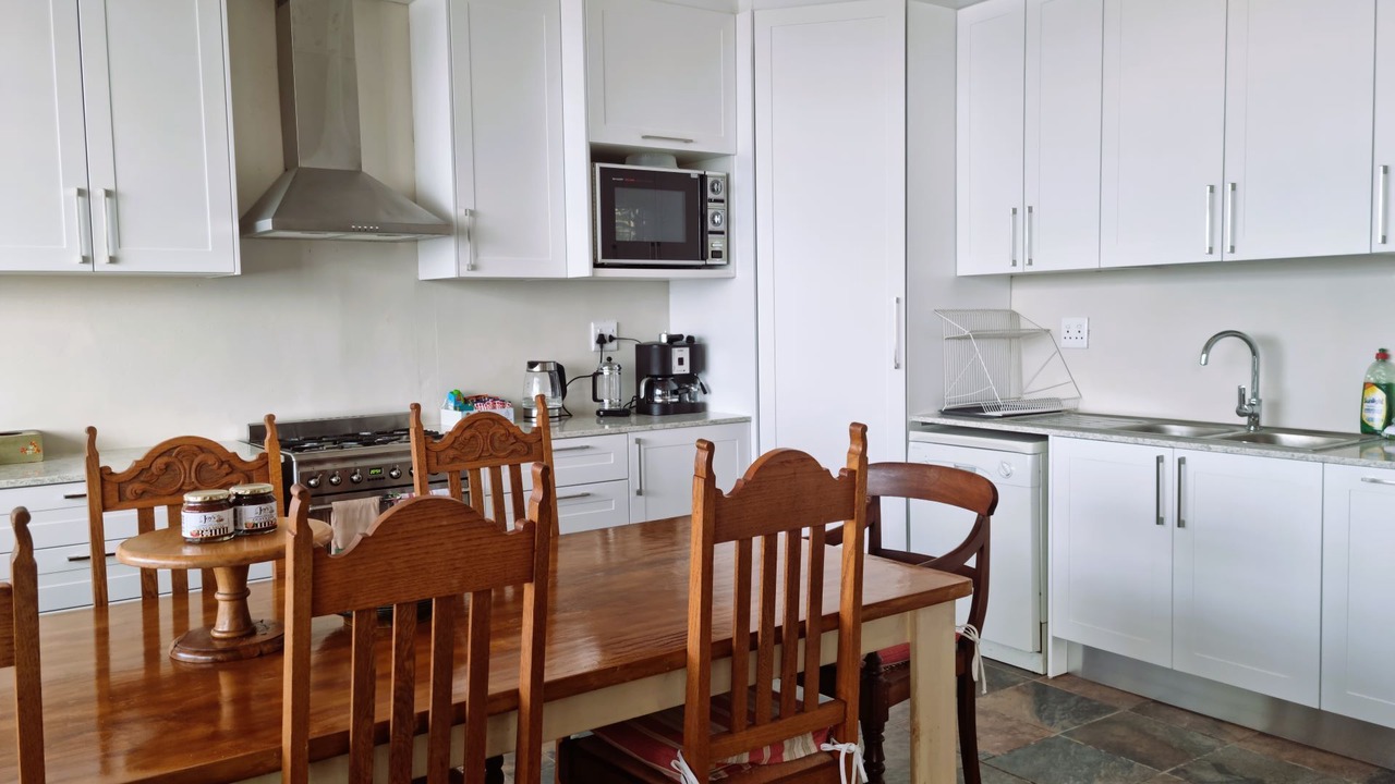 Photo of Kitchen in Gordons Bay Central