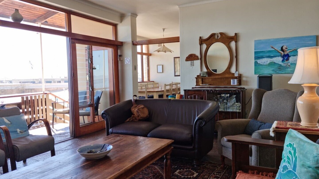 Photo of Livingroom in Gordons Bay Central