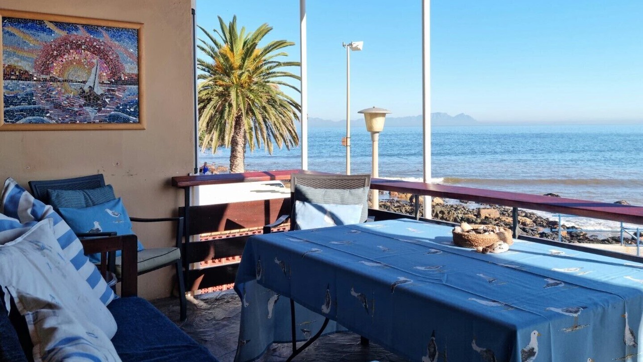 Photo of Outdoor in Gordons Bay Central