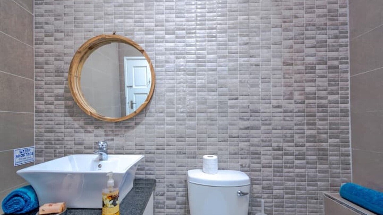 Photo of Bathroom in South Beach