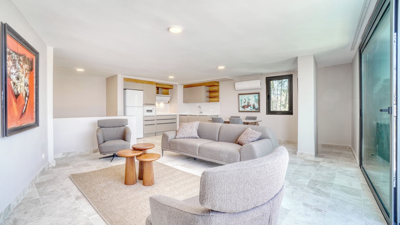 Photo of Livingroom in Golturkbuku