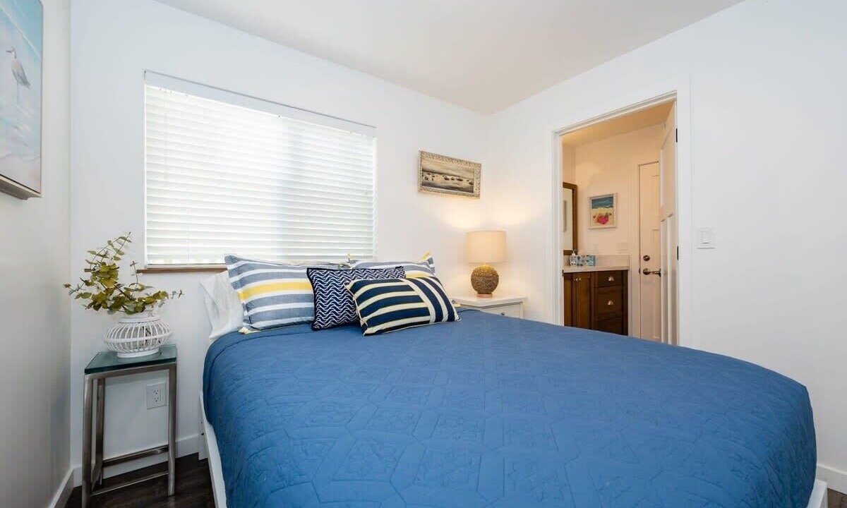 Photo of Bedroom in Eastside Santa Cruz