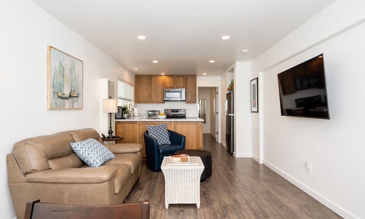 Photo of Livingroom in Eastside Santa Cruz