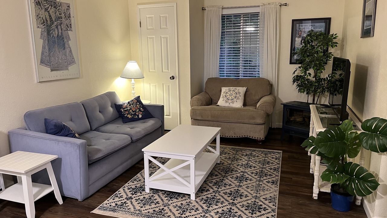 Photo of Livingroom in Nevada City