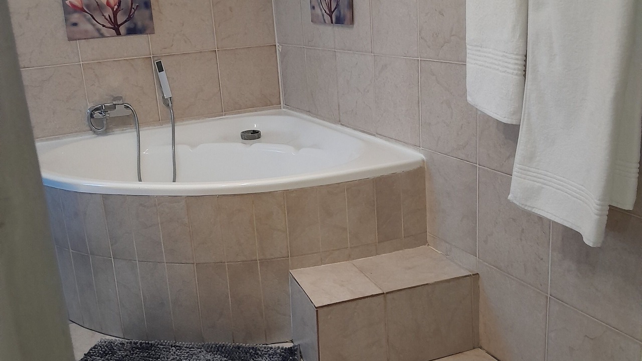 Photo of Bathroom in Faerie Glen