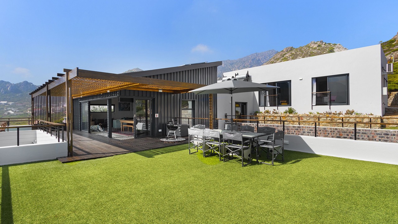Photo of Outdoor in Pringle Bay